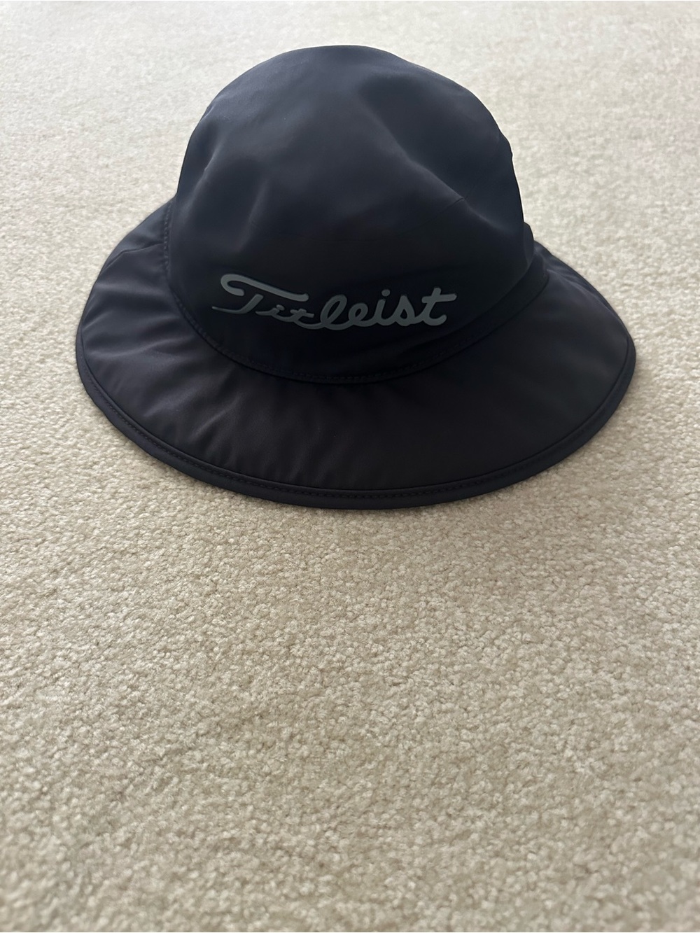 Titleist Black Bucket Hat with Logo  M/L
